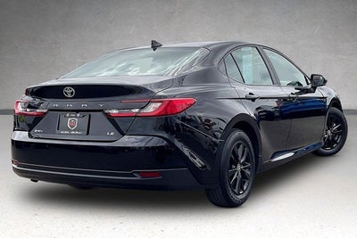 2025 Toyota Camry LE