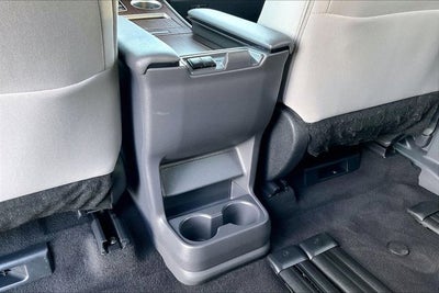 2023 Toyota Sienna LE