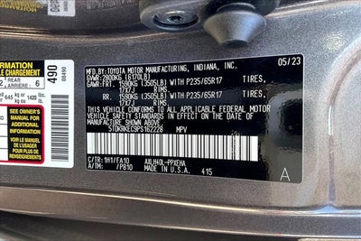 2023 Toyota Sienna LE