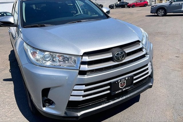 2019 Toyota Highlander LE