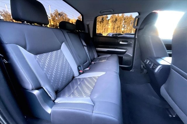 2018 Toyota Tundra SR5 4.6L V8