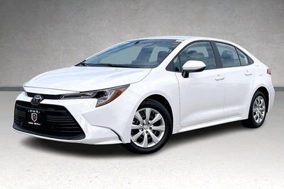 2025 Toyota Corolla LE