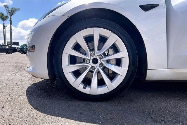 2022 Tesla Model 3 Rear-Wheel Drive