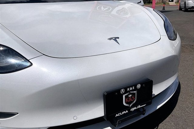 2022 Tesla Model 3 Rear-Wheel Drive