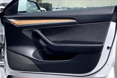 2021 Tesla Model 3 Standard Range Plus Rear-Wheel Drive
