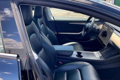 2022 Tesla Model 3 Long Range Dual Motor All-Wheel Drive