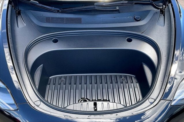 2022 Tesla Model 3 Long Range Dual Motor All-Wheel Drive