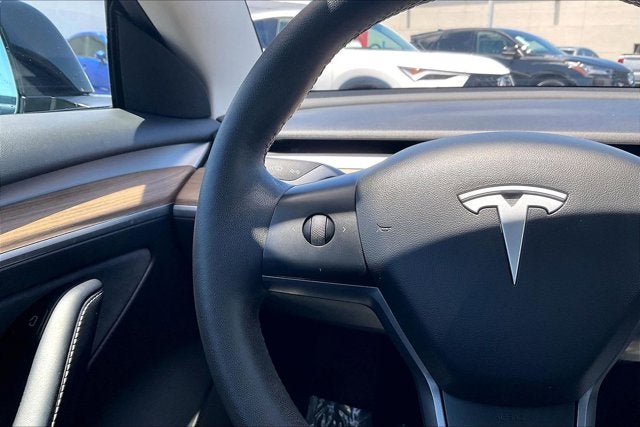 2022 Tesla Model 3 Long Range Dual Motor All-Wheel Drive