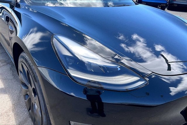 2022 Tesla Model 3 Long Range Dual Motor All-Wheel Drive