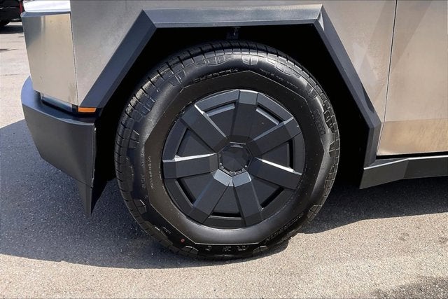 2025 Tesla Cybertruck All-Wheel Drive