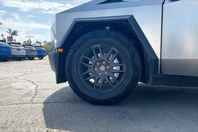 2026 Tesla Cybertruck Dual Motor All-Wheel Drive