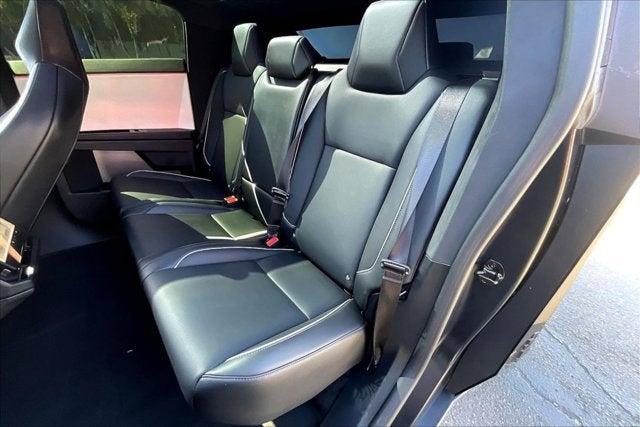 2024 Tesla Cybertruck Cyberbeast