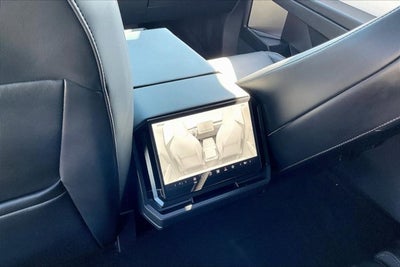 2024 Tesla Cybertruck Cyberbeast