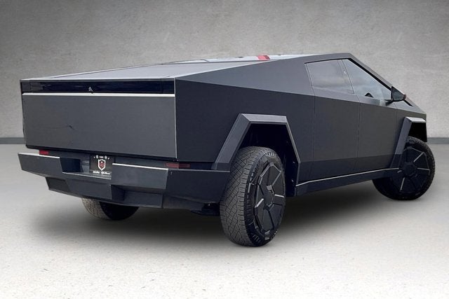 2024 Tesla Cybertruck Cyberbeast