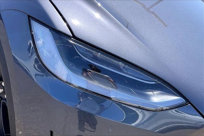 2022 Tesla Model X Dual Motor All-Wheel Drive