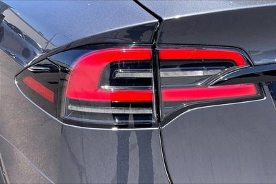 2022 Tesla Model X Dual Motor All-Wheel Drive