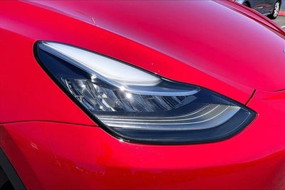 2022 Tesla Model Y Long Range Dual Motor All-Wheel Drive