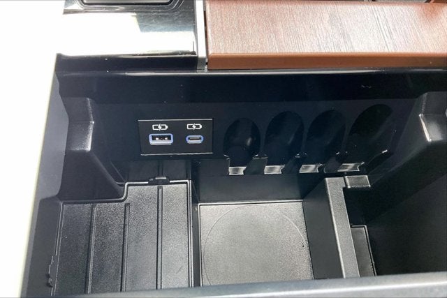 2023 Toyota Sequoia Capstone