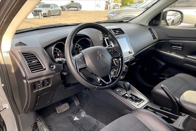 2024 Mitsubishi Outlander Sport SE