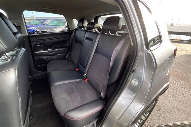 2024 Mitsubishi Outlander Sport SE