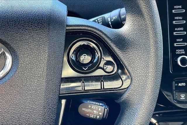 2021 Toyota Prius LE