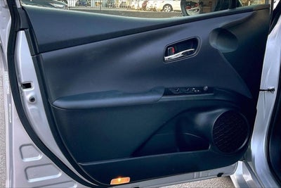 2021 Toyota Prius LE