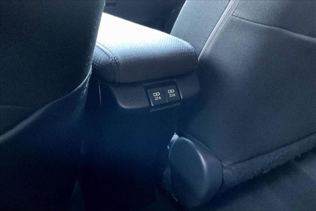 2021 Toyota Prius LE