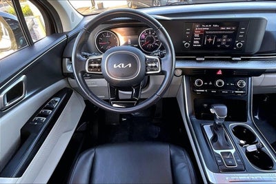 2024 Kia Carnival MPV LX Seat Package