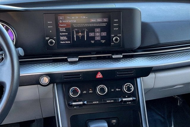 2024 Kia Carnival MPV LX Seat Package