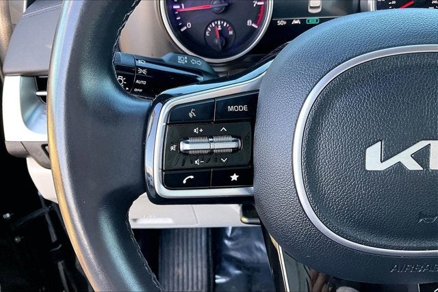 2024 Kia Carnival MPV LX Seat Package