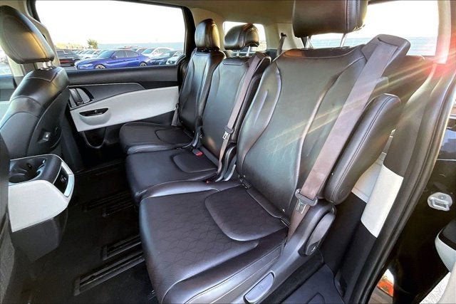 2024 Kia Carnival MPV LX Seat Package