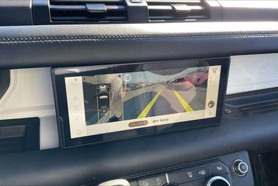 2024 Land Rover Defender 110 P400 X-Dynamic SE