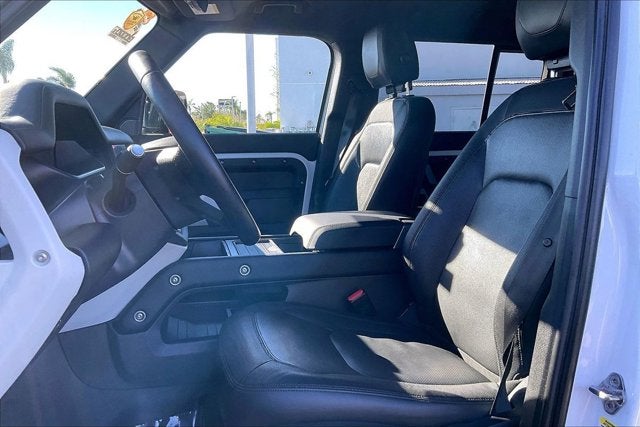 2024 Land Rover Defender 110 P400 X-Dynamic SE