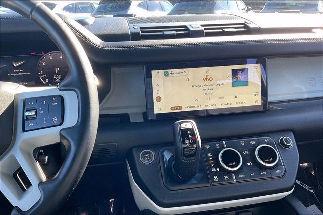 2024 Land Rover Defender 110 P400 X-Dynamic SE