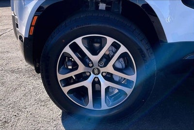 2024 Land Rover Defender 110 P400 X-Dynamic SE