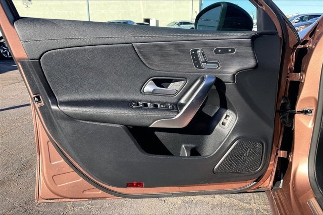 2022 Mercedes-Benz A 220 A 220