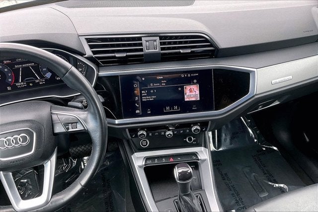 2022 Audi Q3 Premium Plus 45 TFSI S line quattro Tiptronic