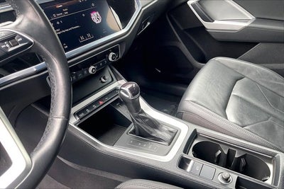 2022 Audi Q3 Premium Plus 45 TFSI S line quattro Tiptronic
