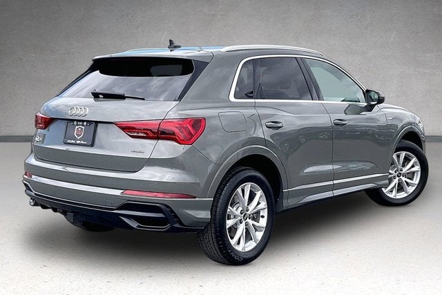 2022 Audi Q3 Premium Plus 45 TFSI S line quattro Tiptronic