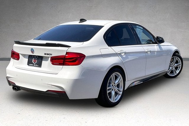 2017 BMW 330i 330i