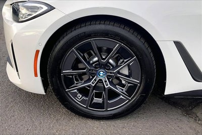 2023 BMW i4 eDrive40
