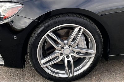 2017 Mercedes-Benz E 300 RWD Sedan
