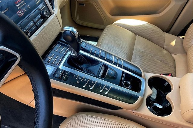 2018 Porsche Macan AWD