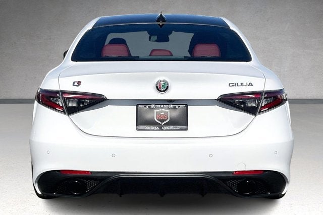 2026 Alfa Romeo Giulia GIULIA
