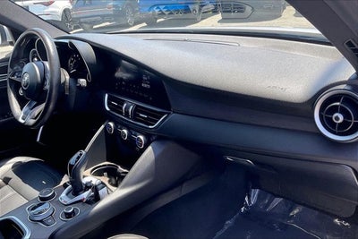 2022 Alfa Romeo Giulia Ti RWD