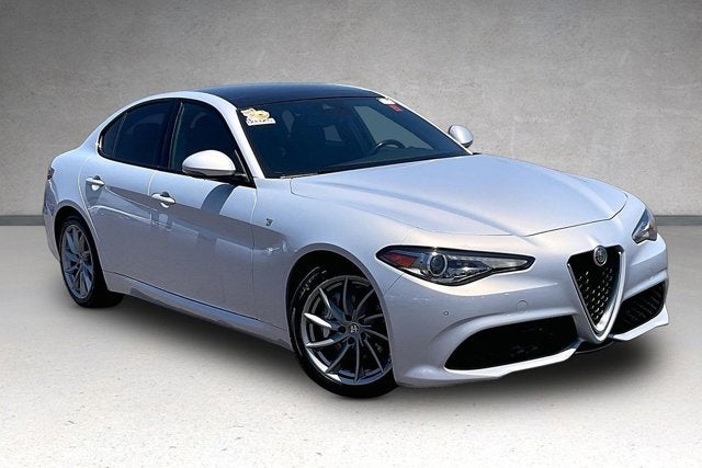 2022 Alfa Romeo Giulia Ti RWD