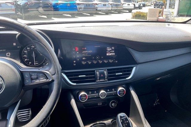 2022 Alfa Romeo Giulia Ti RWD
