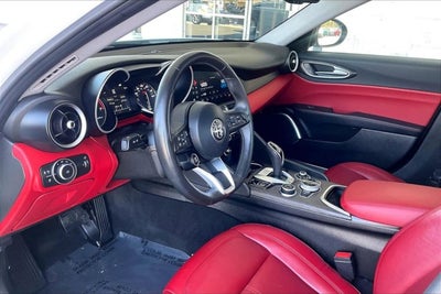 2021 Alfa Romeo Giulia Ti RWD