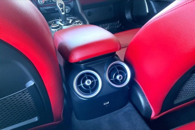 2021 Alfa Romeo Giulia Ti RWD