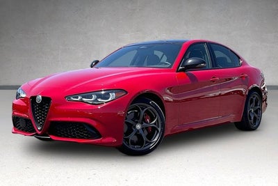 2025 Alfa Romeo Giulia Tributo Italiano AWD